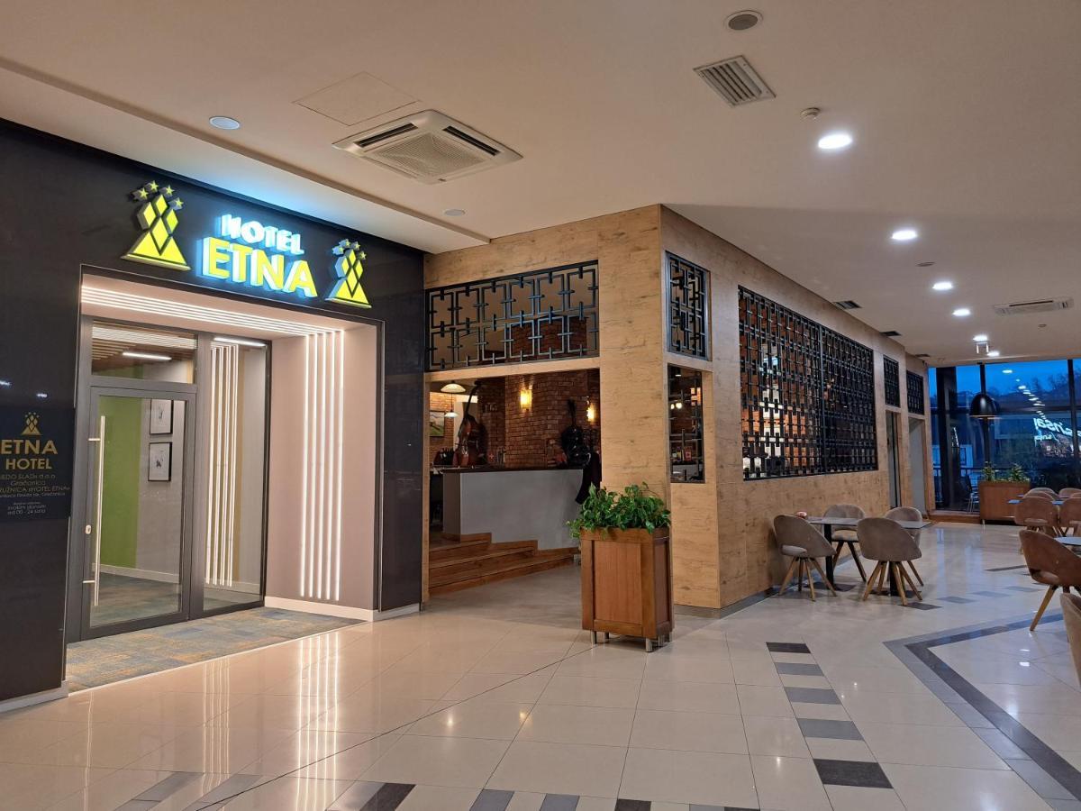 Hotel Etna Gracanica  Exterior foto